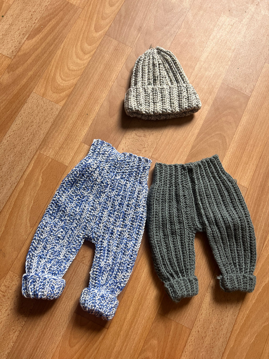 Ribbed baby pants